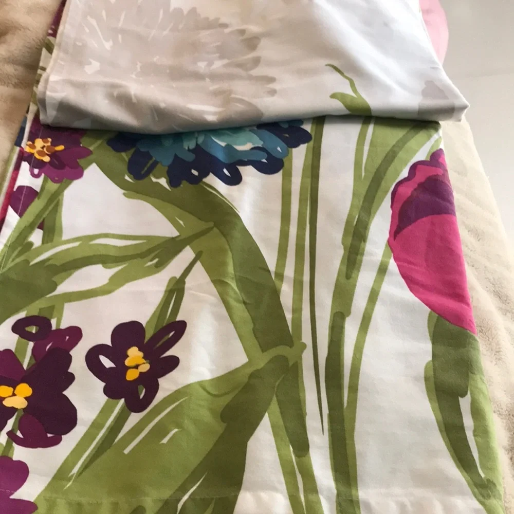 Floral Patterned Shower Curtain